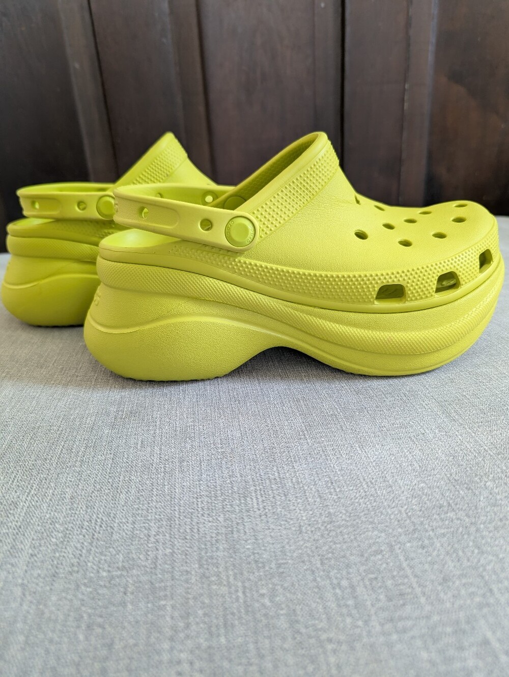 Women's Crocs Bae Clog Platform Size 7 Kiwi Green